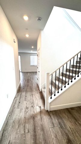 201 Twilight Peak Ct, Roseville, CA 95747