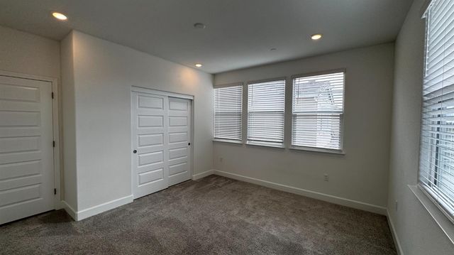 201 Twilight Peak Ct, Roseville, CA 95747