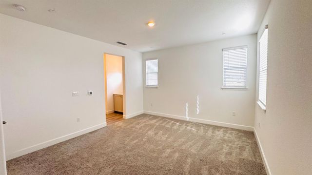 201 Twilight Peak Ct, Roseville, CA 95747