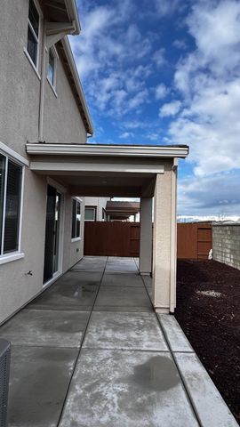 201 Twilight Peak Ct, Roseville, CA 95747