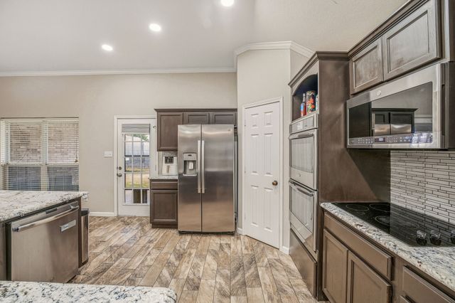 3005 Stroll Drive, Granbury, TX 76049