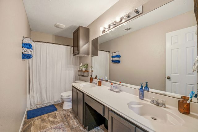 3005 Stroll Drive, Granbury, TX 76049