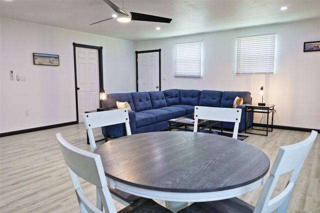 4402 Zelsky Road, Freeport, TX 77541