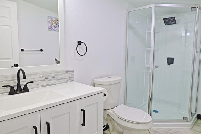 4402 Zelsky Road, Freeport, TX 77541