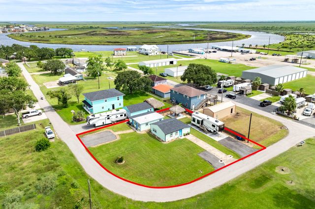 4402 Zelsky Road, Freeport, TX 77541