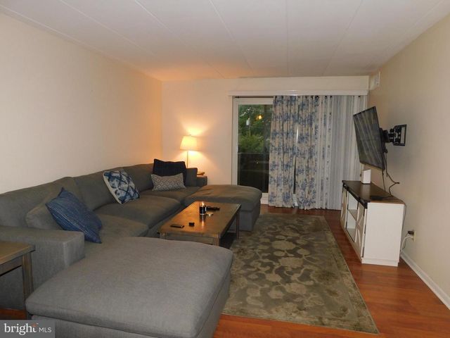 33 W CHESTER PIKE #C10, Ridley Park, PA 19078