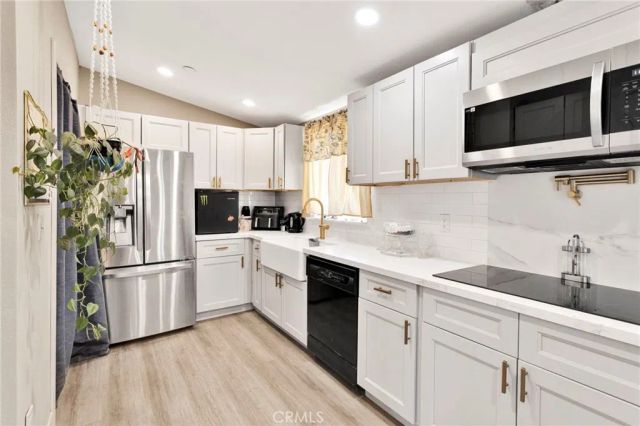 12352 Nugget, Phelan, CA 92371