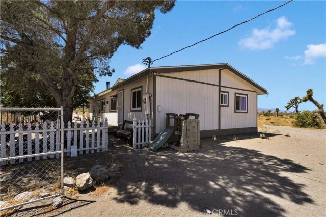 12352 Nugget, Phelan, CA 92371