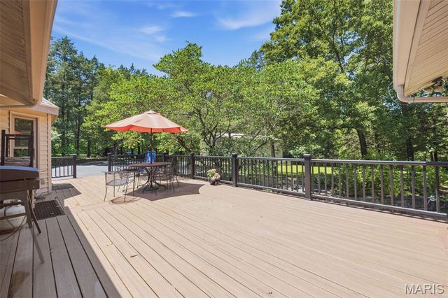 3939 Burgio Lane, Hillsboro, MO 63050