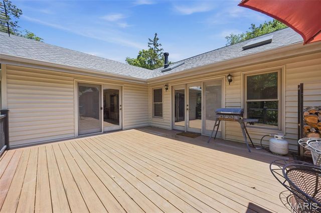 3939 Burgio Lane, Hillsboro, MO 63050