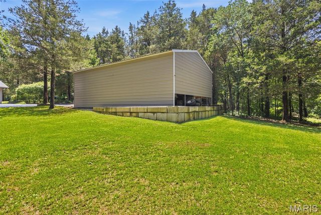 3939 Burgio Lane, Hillsboro, MO 63050