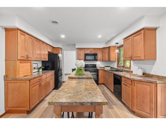 1735 Highway 63, New Richmond, WI 54017