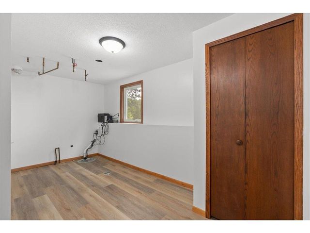 1735 Highway 63, New Richmond, WI 54017