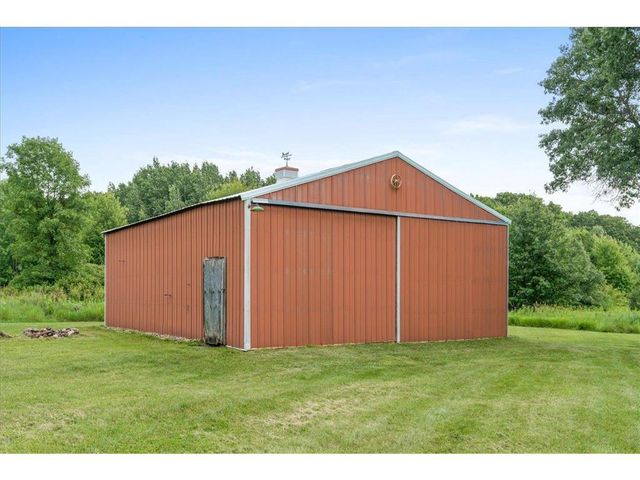 1735 Highway 63, New Richmond, WI 54017