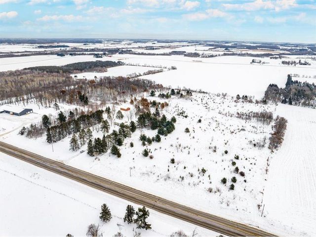 1735 Highway 63, New Richmond, WI 54017