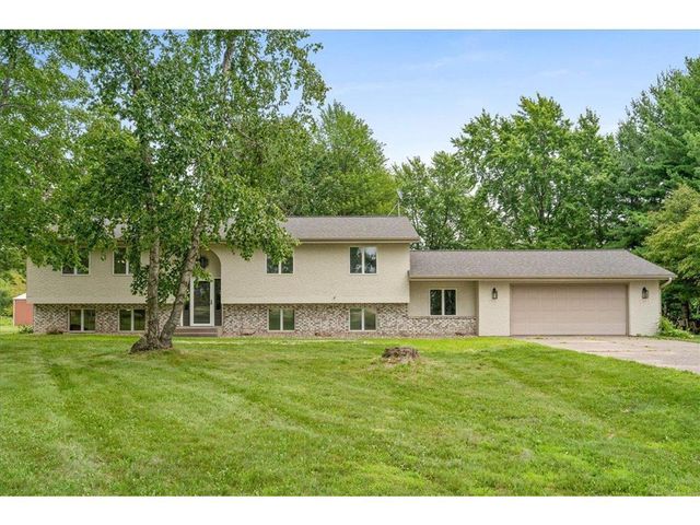 1735 Highway 63, New Richmond, WI 54017