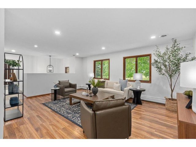 1735 Highway 63, New Richmond, WI 54017