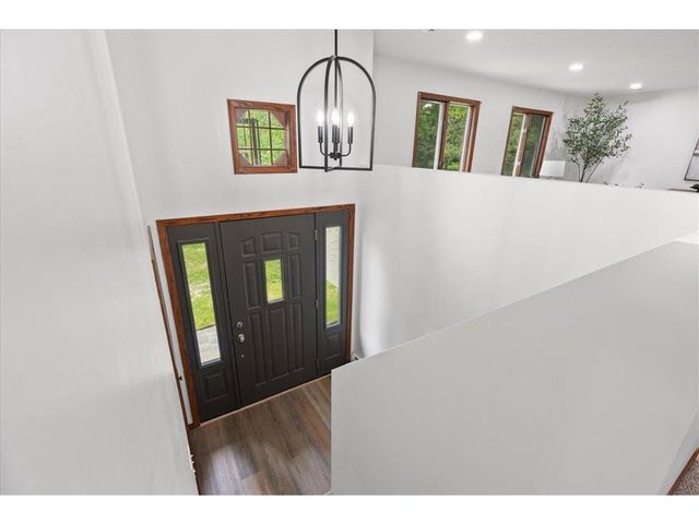 1735 Highway 63, New Richmond, WI 54017