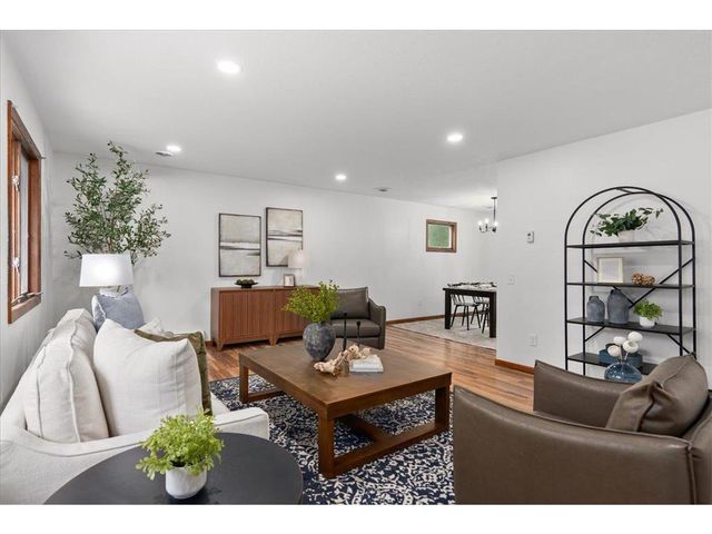 1735 Highway 63, New Richmond, WI 54017