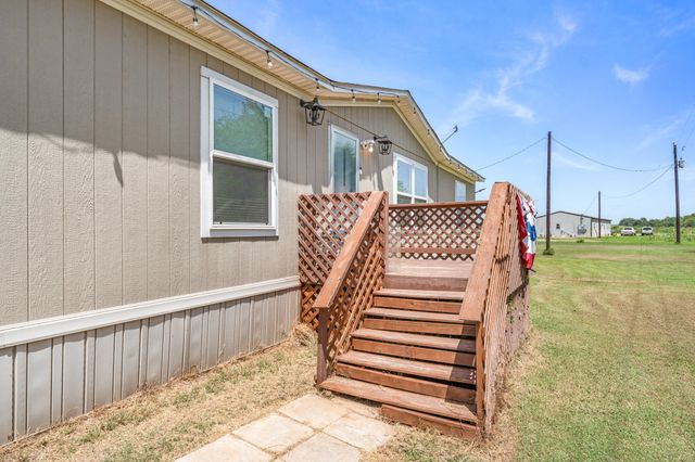 2721 County Road 3344, Pickton, TX 75471