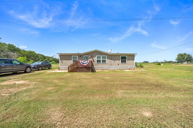 2721 County Road 3344, Pickton, TX 75471