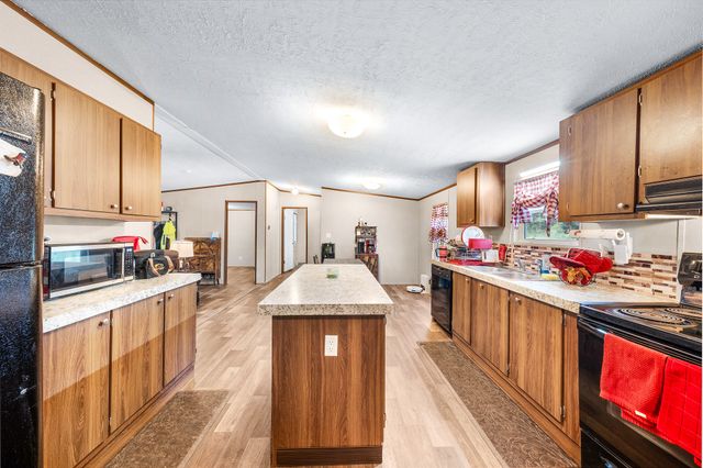 2721 County Road 3344, Pickton, TX 75471