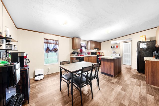 2721 County Road 3344, Pickton, TX 75471