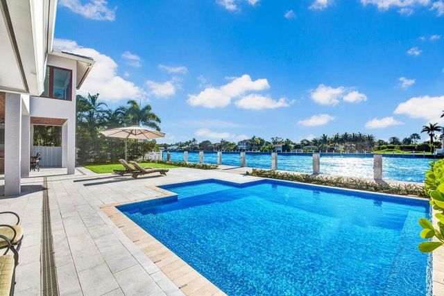 4555 W Tradewinds Avenue, Lauderdale-By-The-Sea, Fort Lauderdale, FL 33308