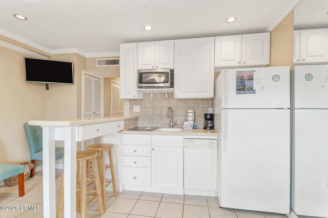 23 S Forest Beach Dr Apt 207, Hilton Head Island, SC 29928