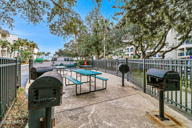 23 S Forest Beach Dr Apt 207, Hilton Head Island, SC 29928