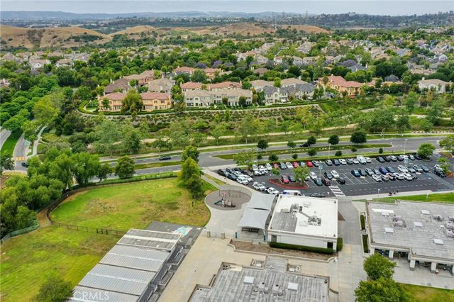 56 Glenalmond, Ladera Ranch, CA 92694