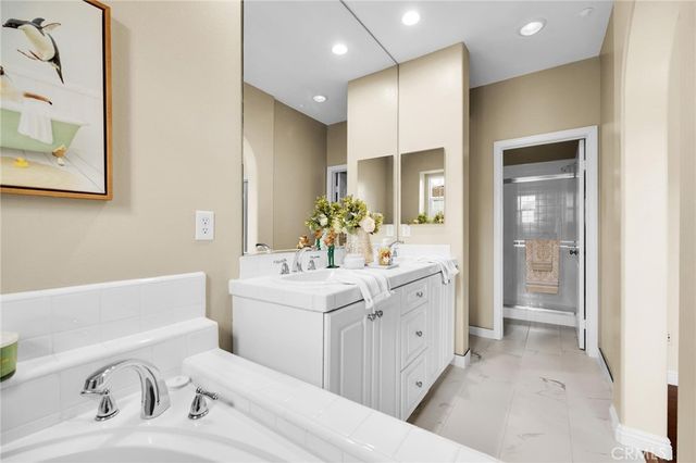 56 Glenalmond, Ladera Ranch, CA 92694