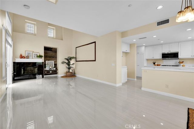 56 Glenalmond, Ladera Ranch, CA 92694