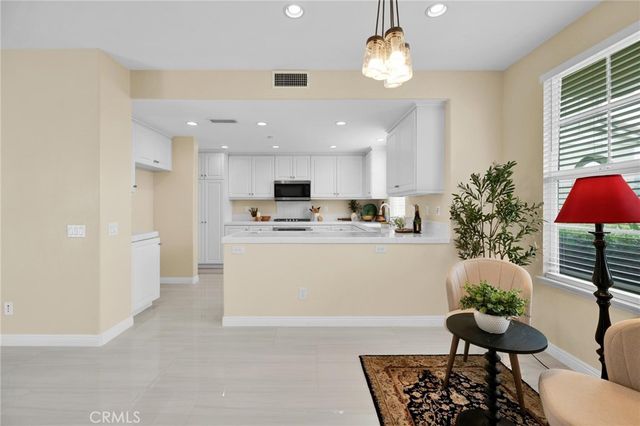 56 Glenalmond, Ladera Ranch, CA 92694