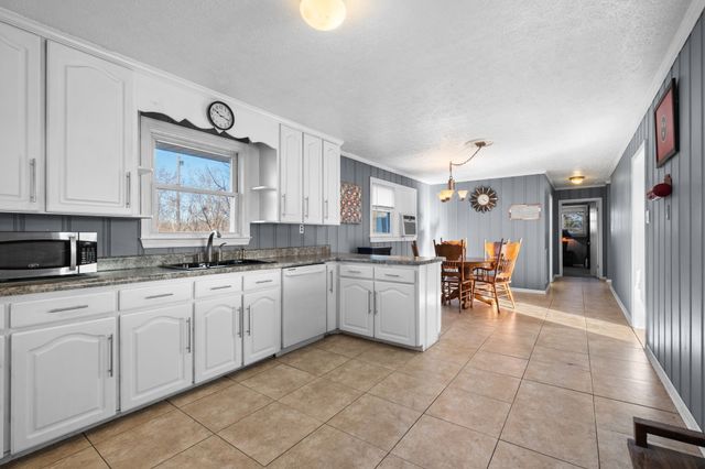 1602 Highway 12, N, Ashland City, TN 37015