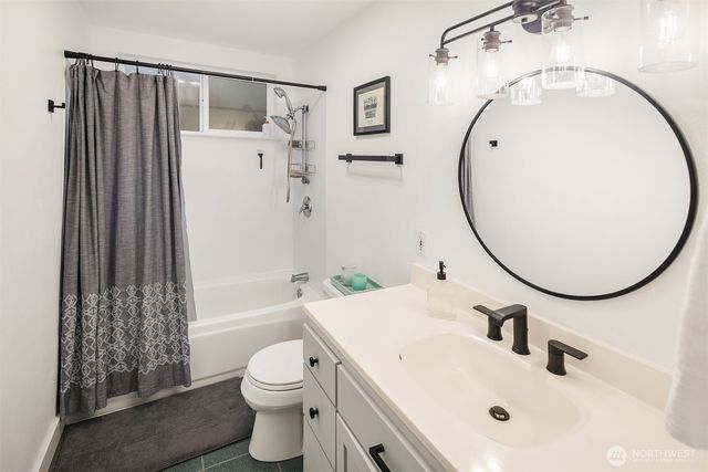 19841 NE 174th Street, Woodinville, WA 98077