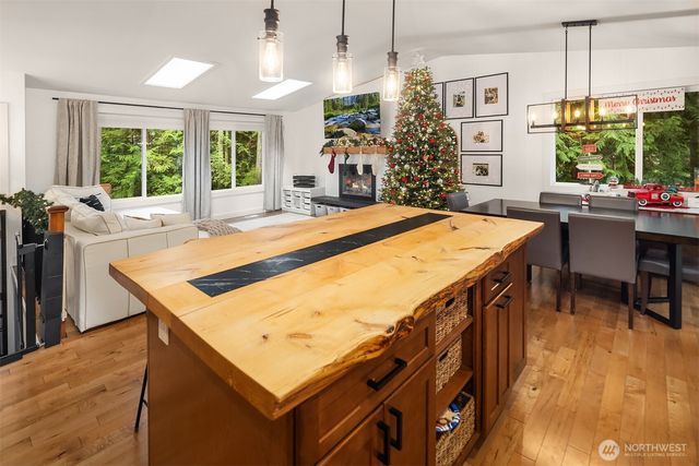 19841 NE 174th Street, Woodinville, WA 98077