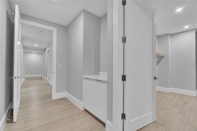 70 AVENIDA VENECCIA 304, Sarasota, FL 34242