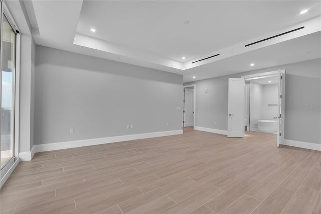 70 AVENIDA VENECCIA 304, Sarasota, FL 34242