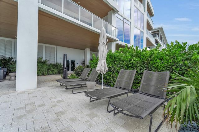 70 AVENIDA VENECCIA 304, Sarasota, FL 34242
