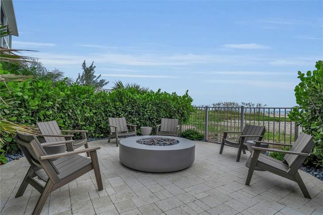 70 AVENIDA VENECCIA 304, Sarasota, FL 34242