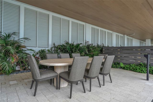 70 AVENIDA VENECCIA 304, Sarasota, FL 34242