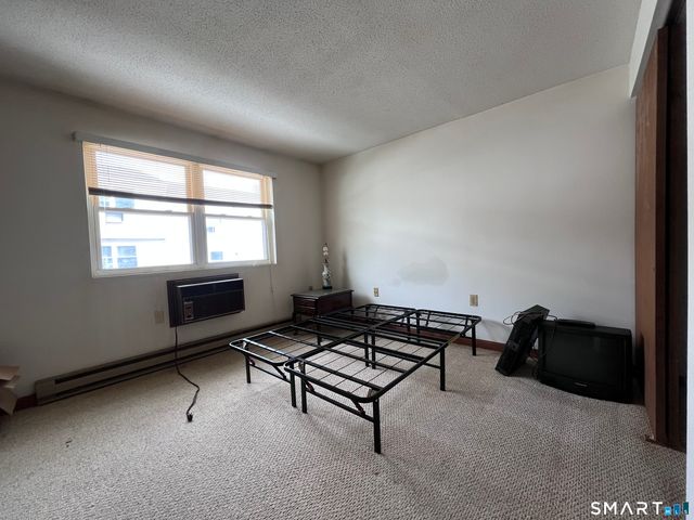 1081 New Haven Road 11J, Naugatuck, CT 06770