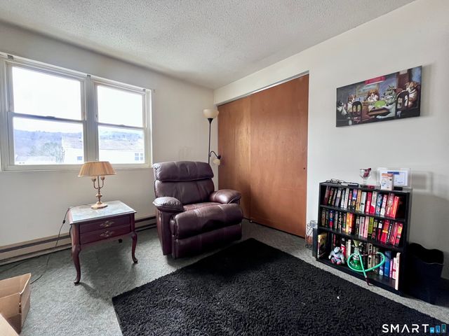 1081 New Haven Road 11J, Naugatuck, CT 06770