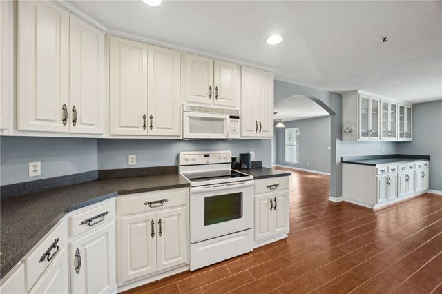 183 Rainbow Lane, Woodbine, GA 31569