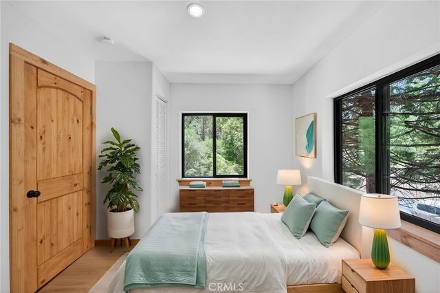 567 Maple Drive, Cedar Glen, CA 92321