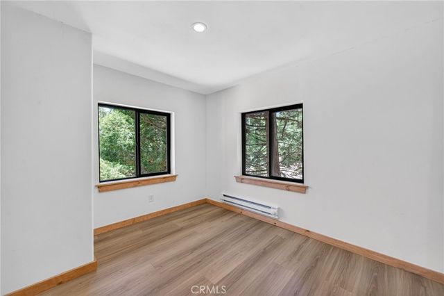 567 Maple Drive, Cedar Glen, CA 92321