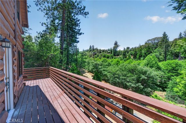 567 Maple Drive, Cedar Glen, CA 92321