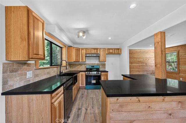 567 Maple Drive, Cedar Glen, CA 92321