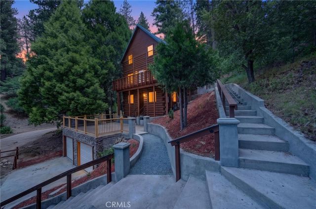567 Maple Drive, Cedar Glen, CA 92321
